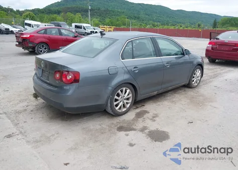 2010 Volkswagen Jetta Se из США, поврежденный, VIN 3VWRZ7AJXAM018241